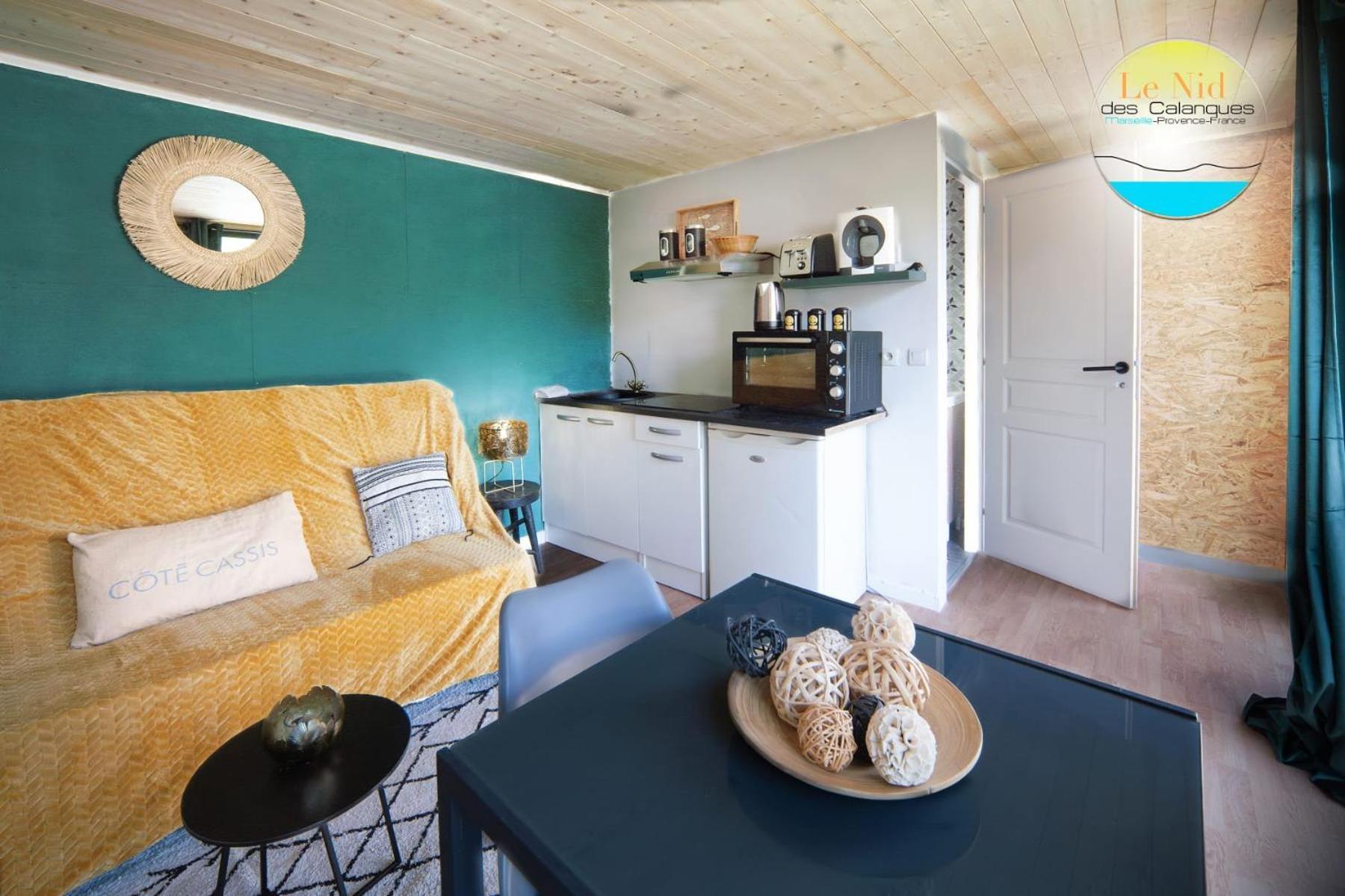 Apartamento Le Nid Des Calanques Et Son Jacuzzi Marsella Exterior foto