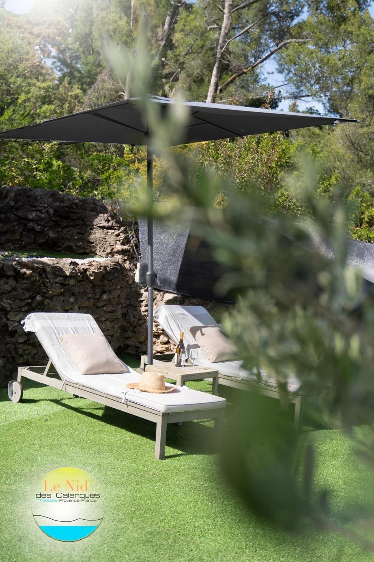 Apartamento Le Nid Des Calanques Et Son Jacuzzi Marsella Exterior foto