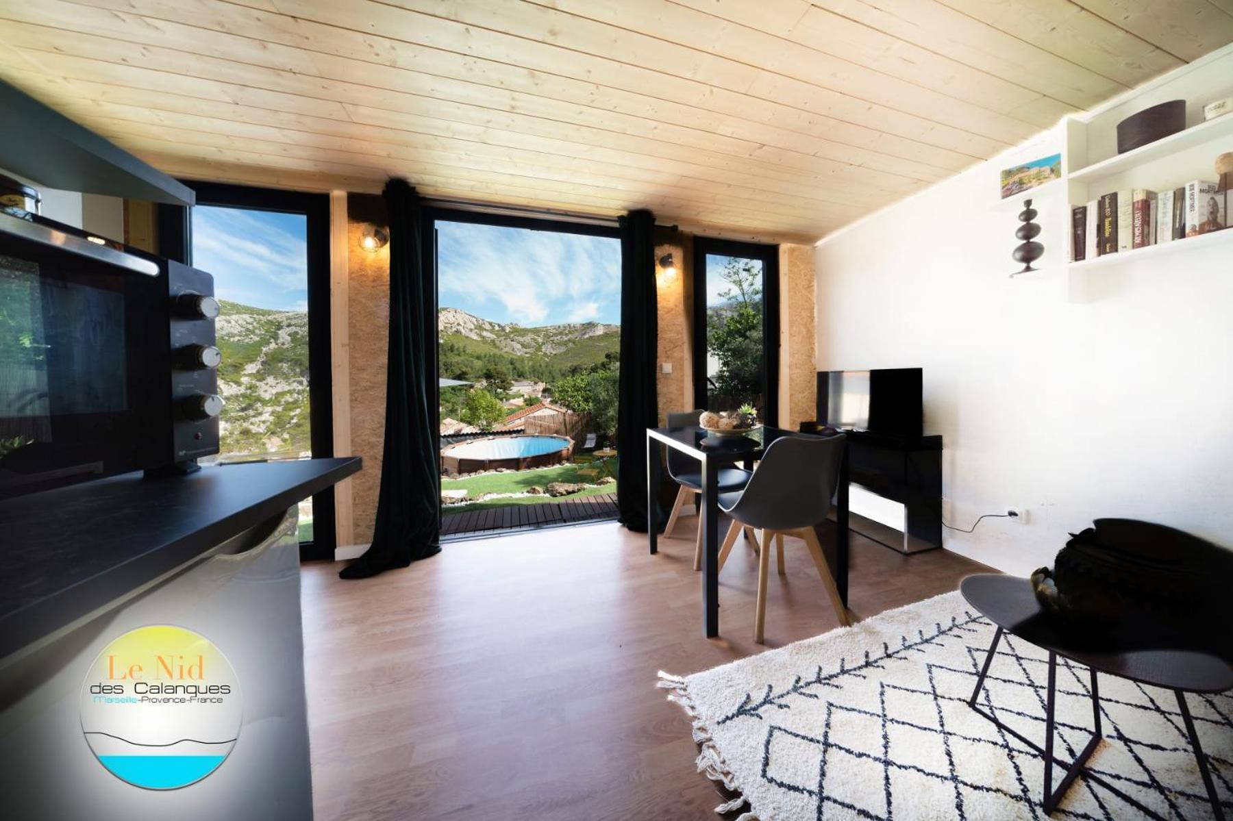 Apartamento Le Nid Des Calanques Et Son Jacuzzi Marsella Exterior foto